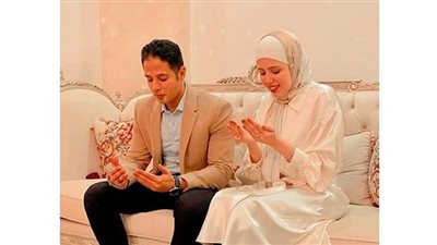 «1000 مبروك».. خطوبة نجلة الإعلامية سميرة الدغيدي «آية» على النقيب محمد سمير
