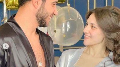 «رقصة ساخنة بالروب».. زوجة رامي ربيعة تُشعل السوشيال ميديا قبل الفرح| فيديو وصور