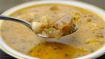 فوائد الكوارع للعظام.. طبيب: أفضل من المُسكنات والأدوية