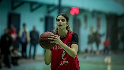 سلة الأهلي سيدات يفزن على «الجزيرة» في دوري السوبر