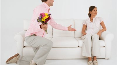 حدث أمام القاضي.. رسالة مؤثرة تقلب موازين قضية خلع والزوج يطلب السماح  