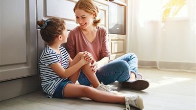 «راقبيه واحترميه».. إزاي تخلي علاقتك بطفلك قوية وصحية؟