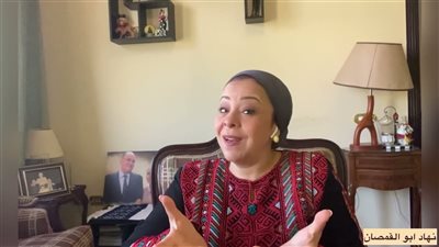 نهاد أبو القمصان تعرض وظيفة على مدرسة المنصورة: «وزارة التعليم مش فاضية»| فيديو