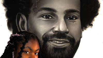 فتاة كاميرونية تُغازل محمد صلاح بلمسة ساحرة (صور)