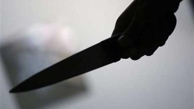 طعن زوجته وصرخ من البلكونة: «قتلت مراتي».. وشقيقة الضحية: «خلافات تافهة»