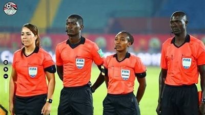 ‏ساليمة موكنسانجا تدخل التاريخ.. أول «حكمة» في كأس الأمم الإفريقية