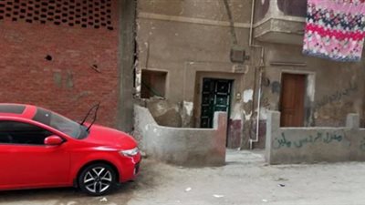 «ظروف غامضة».. العثور على زوجين غارقين في دمائهما بالفيوم