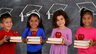 سهام حسن: الدراسة وحدها لا تؤهل الأطفال.. علينا تعليمهم كيف يفكرون