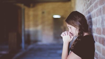 «شيكولاتة وموز».. 8 نصائح لمواجهة اكتئاب الشتاء عند السيدات