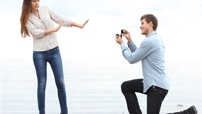 استشاري في العلاقات الأسرية: العنوسة تدفع الفتيات لارتكاب هذا الخطأ الفادح