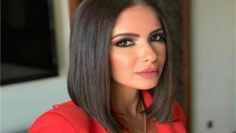 منى زكي
