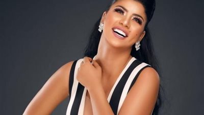 بعد سقوط المتحرش.. كارولين عزمي للبنات: «واجهي متخافيش حقك هيجيلك»