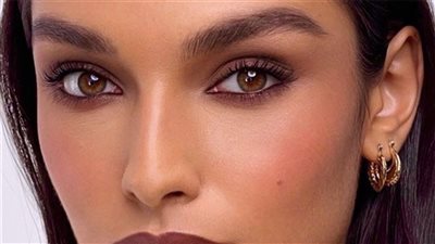 «آيلاينر القطة».. مكياج شتوي مناسب للحفلات| صور