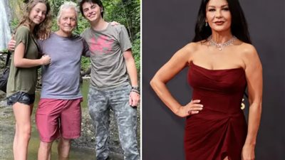 كاثرين زيتا جونز تنشر صورة لعائلتها في لقطة نادرة