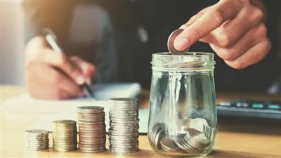 احذري التسوق وأنتِ مكتئبة.. 6 طرق للتوفير المنزلي