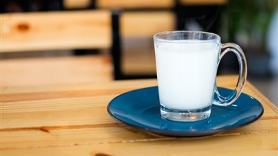 تناول الحليب الدافئ يمنحكِ نومًا هادئًا لـ 8 ساعات ذهبية