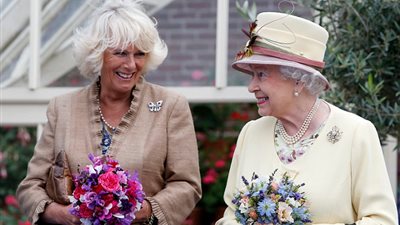 في يوبيلها البلاتيني.. إليزابيث تمنح زوجة ابنها كاميلا لقب «ملكة»