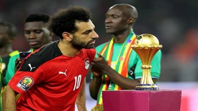 خبيرة طاقة: هزيمة منتخب مصر سببها «سحر أسود» وصلاح كان «بطة بلدي»