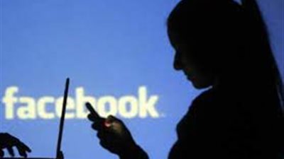 تفاصيل ضبط أجنبية وزميل لها ينصبان على رواد فيسبوك