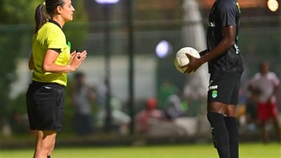 شاهندة المغربي حكمًا لمباراة تونس وغينيا بـ مونديال السيدات