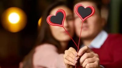  في عيد الحب| عبارات رومانسية للتهنئة.. عبري عن مشاعرك لأسرتك وأصدقائك