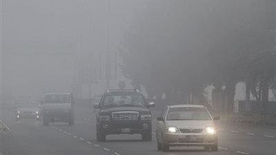 لتجنب حوادث الشبورة.. 15 خطوة التزمي بها أثناء القيادة