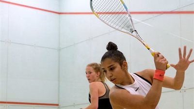 ندى عباس تتأهل للدور الثاني من بطولة أون فاير للإسكواش