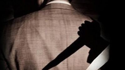 تخلص من صديقه وبكى على جثته واعترف: زوجته حرضتني على قتله