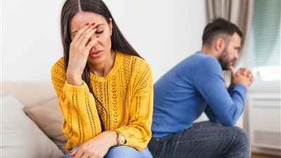 جوزي حساس أتعامل معاه إزاي تجنبًا للخلافات؟.. استشاري يجيب