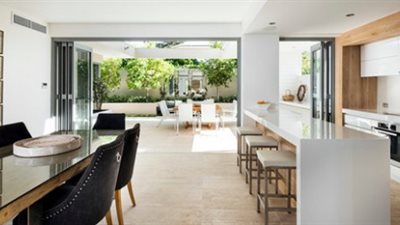 زجاجي وخشبي.. أحدث ديكورات المطابخ الأمريكي 2022 