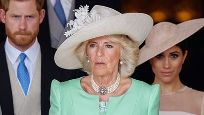 كاتب سيرة ملكي: كاميلا لم تحب ميجان ماركل ووصفتها بالفتاة الرعناء