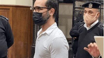 بعد الحكم على شادي خلف.. نساء السوشيال ميديا تُهاجم ابن الشاعر الكبير