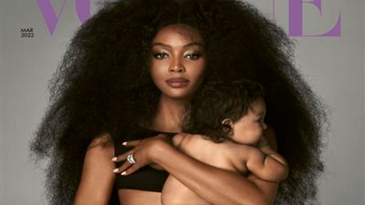 عارضة الأزياء العالمية «نعومي كامبل» تُنهي الجدل حول التبني