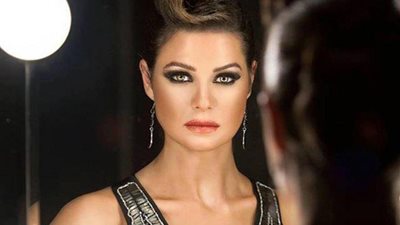 «يسرا اللوزي».. أم مثالية تواجه التنمر على ابنتها الصماء بشجاعة وقوة