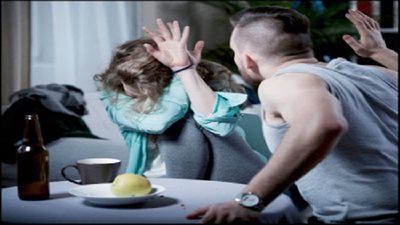 رباب أمام المحكمة: «المخدرات دمرت جوزي وقضت على رجولته» 