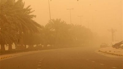 «بداية الخماسين».. الأرصاد تحذر من الرياح والأتربة وارتفاع الحرارة اليوم الأحد