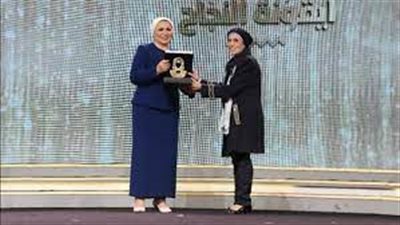 رجاء حسين انضمت إلى فرقة نجيب الريحاني مبكرًا وكرمت من السيدة انتصار السيسي.. فيديو جراف