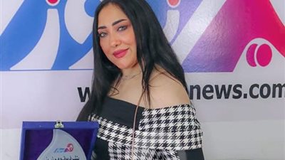 هبة يوسف لـ«هير نيوز»: بحب حماقي.. وكان نفسي أغني مع وردة وصباح| فيديو