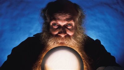 «سحر سفلي».. حكاية دجال حلوان وصاحبة الفيلا في المقابر