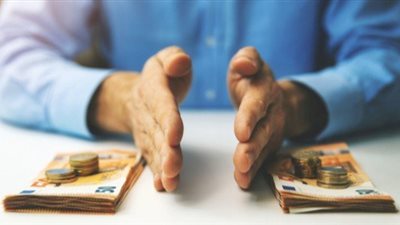 «الإفتاء» تكشف عن الحُكم الشرعي لحرمان المرأة من الميراث