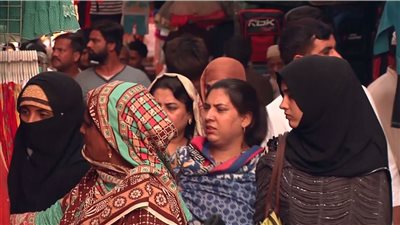 تزويج الفتاة من «القرآن الكريم» أغرب عادات الزواج في باكستان