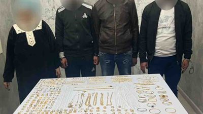 ضبط عصابة سرقة الذهب بمدينة نصر.. وزعيمها يستعين بوالدته لبيع جهاز