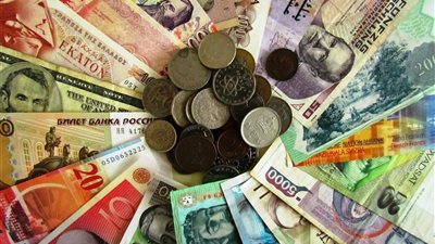 أسعار العملات العربية والأجنبية اليوم السبت في محلات الصرافة