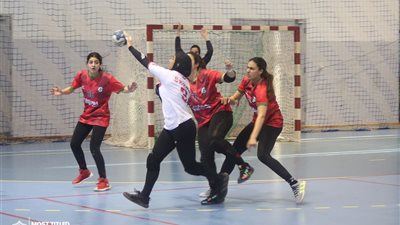 «سيدات يد سبورتنج» يحصدن لقب بطولة كأس مصر