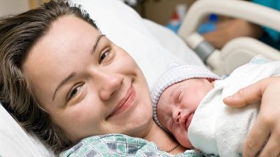 «يا أم السعد حلة مية سخنة أوام».. سر هذه الجملة الشهيرة بالأفلام المصرية