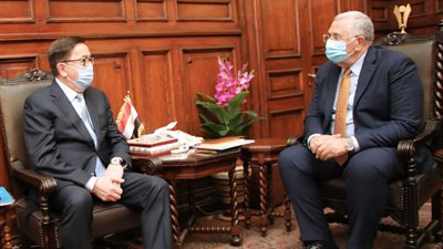 وزير الزراعة يبحث مع سفير كازاخستان بالقاهرة تعزيز التعاون الزراعي
