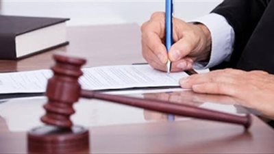 «الشبكة والقايمة» من حق المرأة أم الرجل عند الخلع؟.. «الإفتاء» تُجيب