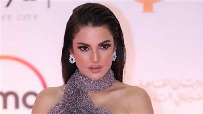 درة تطل بالكارديجان والخرزة الزرقاء في سحور رمضان 2022| صور