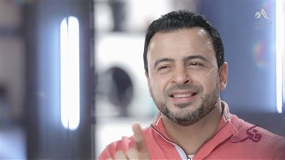 «مصطفى حسني» يتحدث عن صفات الشخص المنهك بمسئولياتك في الحلقة السابعة من «القناع».. فيديو