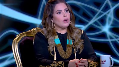 صابرين للعرافة: «أنا زوجة تانية والتعدد لا يقلل من شأن المرأة إذا تم في العلن»| فيديو